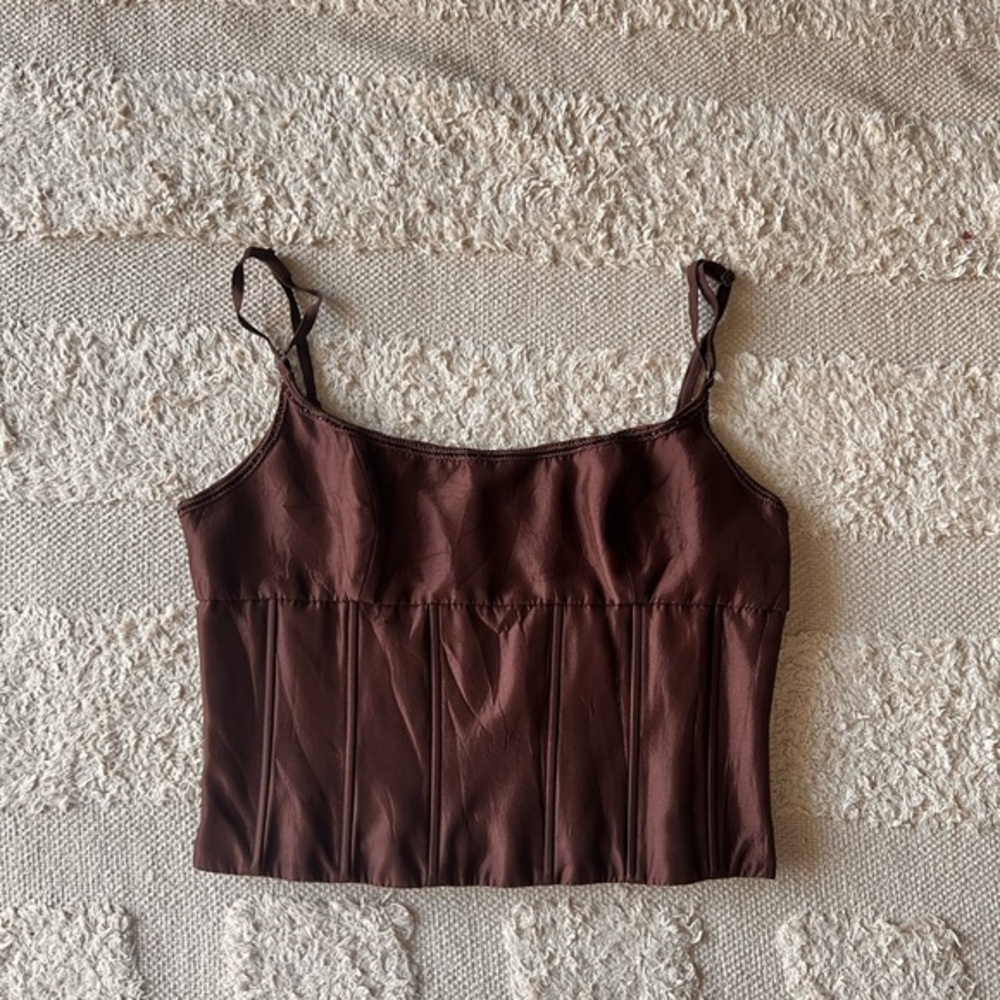 Carmen Marc Valvo ~ brown corset like top with embroidered detailing 🤎